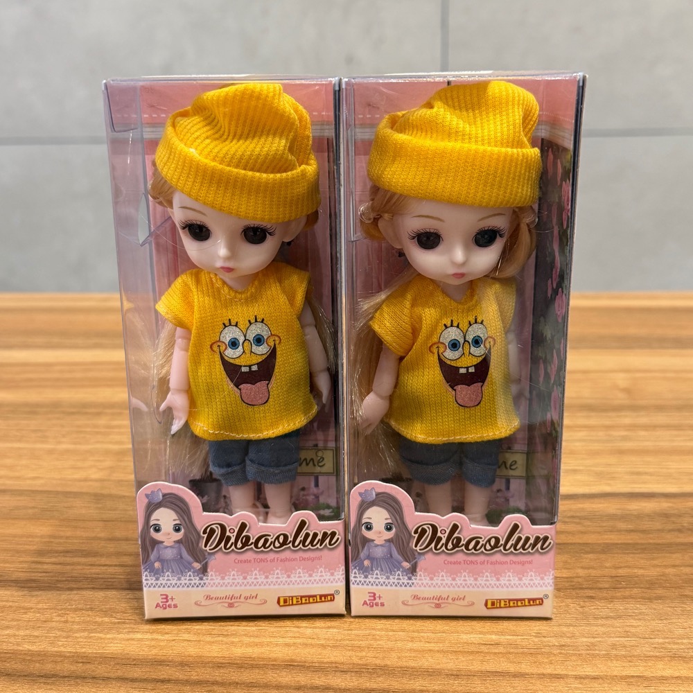 عروسک چشم تیله ای