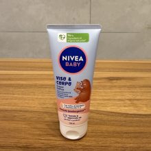 کرم مرطوب کننده نیوا